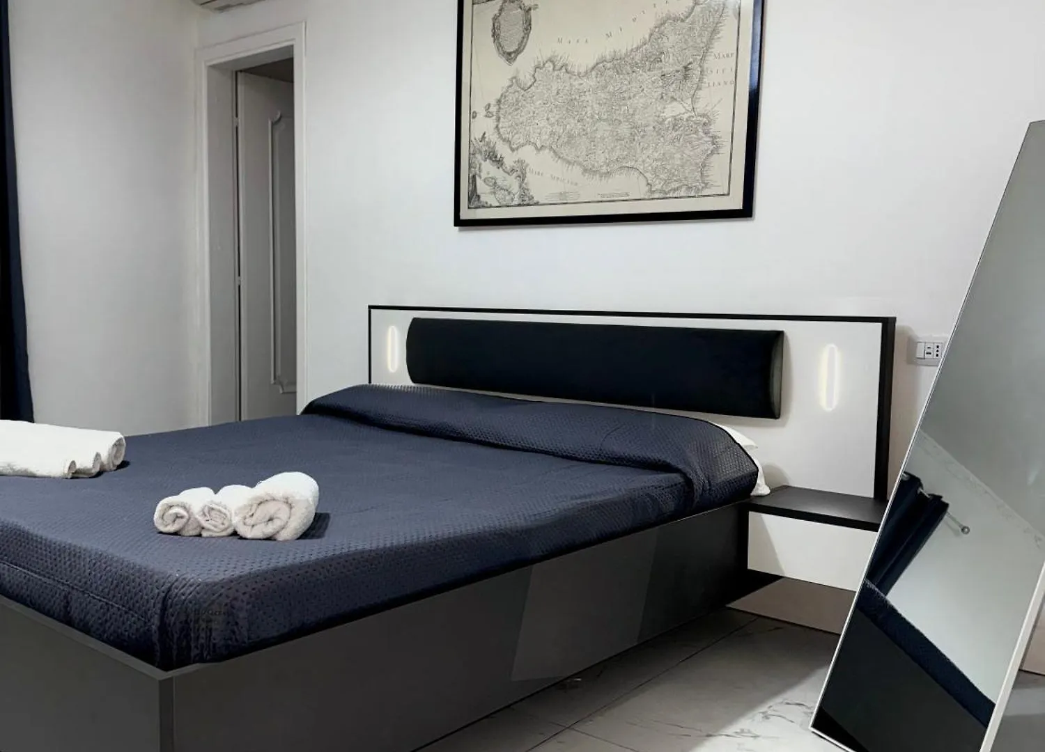 *** Bed & Breakfast Cannatella'S Mansion Palermo Italy